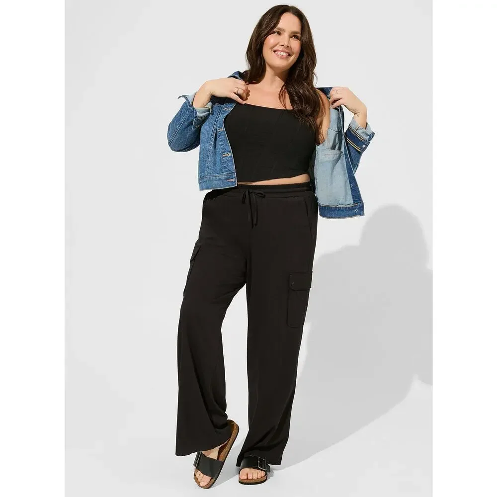 Torrid Cargo Pant Wide Leg Black Stretchy Waist Pocket 1R Flowy Bottom Gorpcore - Picture 1 of 6
